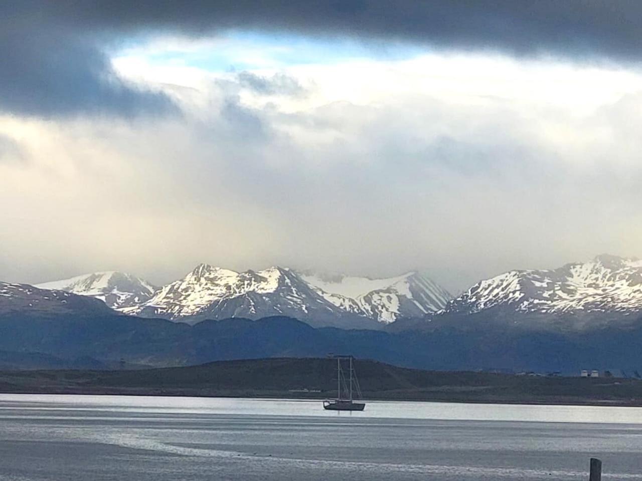 Balcones Del Beagle Apart Ushuaia Luaran gambar